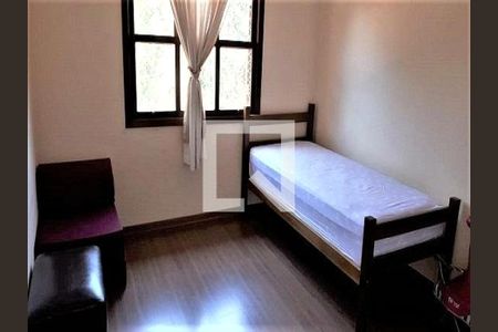 Casa à venda com 205m², 4 quartos e 2 vagas