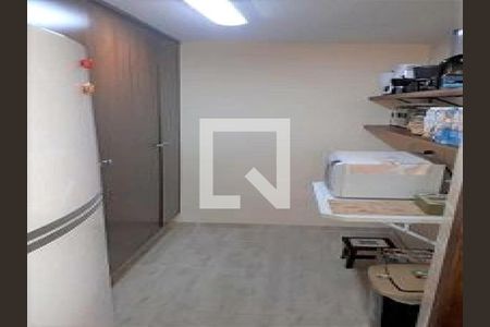 Casa à venda com 205m², 4 quartos e 2 vagas