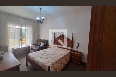 Casa à venda com 3 quartos, 229m² em Vila Indiana, São Paulo