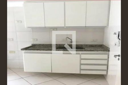 Casa à venda com 105m², 2 quartos e 2 vagas