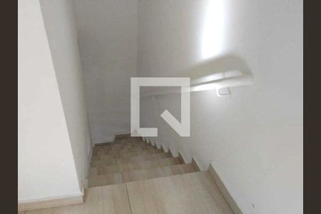 Casa à venda com 105m², 2 quartos e 2 vagas