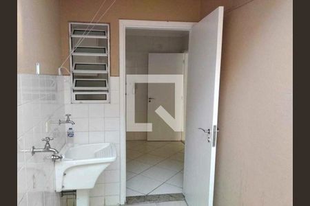 Casa à venda com 2 quartos, 105m² em Jardim Sarah, São Paulo