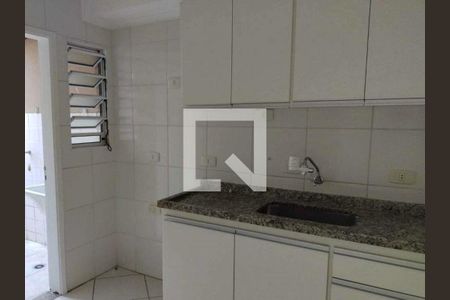 Casa à venda com 105m², 2 quartos e 2 vagas