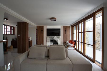 Sala de casa à venda com 3 quartos, 402m² em Butantã, São Paulo