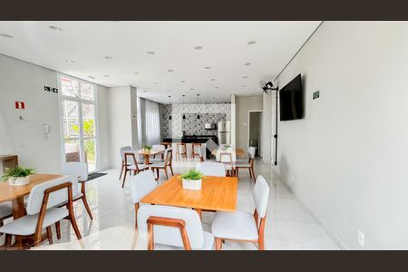 Apartamento à venda com 55m², 2 quartos e 1 vagaÁrea comum 