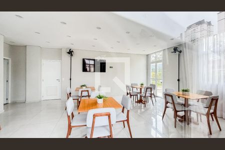 Apartamento à venda com 55m², 2 quartos e 1 vagaÁrea comum 