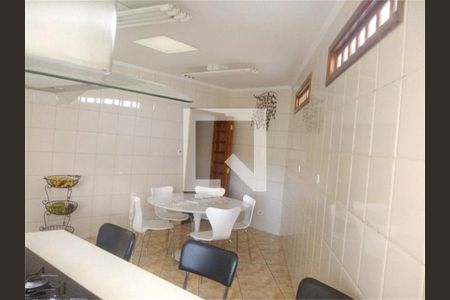 Casa à venda com 3 quartos, 356m² em Vila Rosalia, Guarulhos