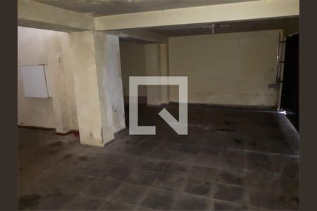 Casa à venda com 6 quartos, 256m² em Vila Rosalia, Guarulhos