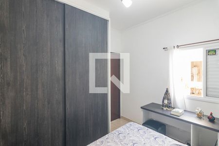 Casa à venda com 102m², 3 quartos e 2 vagasQuarto 3