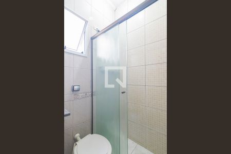 Casa à venda com 102m², 3 quartos e 2 vagasBanheiro da Suite 2