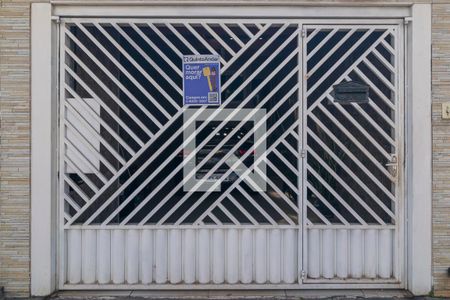 Casa à venda com 102m², 3 quartos e 2 vagasFachada