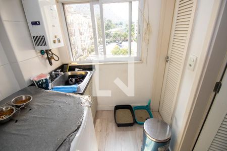 Apartamento à venda com 87m², 4 quartos e 2 vagas Apartamento à venda com 87m², 4 quartos e 2 vagasÁrea de Serviço
