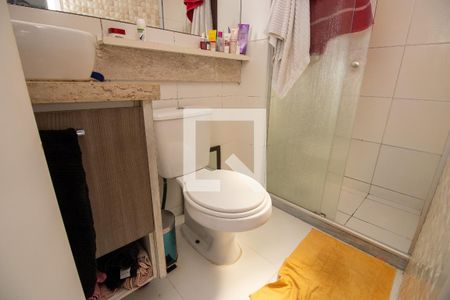 Apartamento à venda com 87m², 4 quartos e 2 vagas Apartamento à venda com 87m², 4 quartos e 2 vagasBanheiro quarto 2