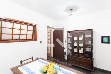 Casa à venda com 480m², 3 quartos e 4 vagas Casa à venda com 480m², 3 quartos e 4 vagasSala de Jantar 2