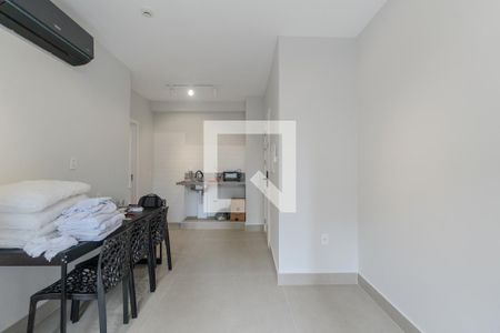 Sala/Cozinha de apartamento à venda com 1 quarto, 44m² em Bela Vista, São Paulo