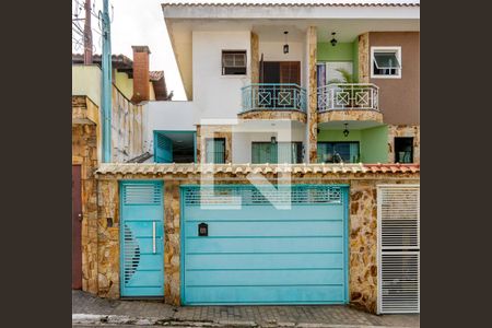 Casa à venda com 4 quartos, 200m² em Vila Gustavo, São Paulo
