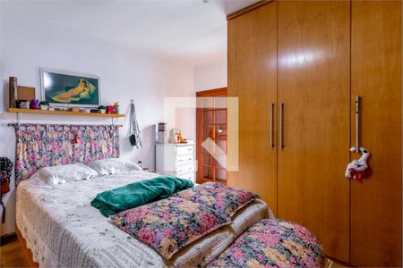 Casa à venda com 4 quartos, 200m² em Vila Gustavo, São Paulo