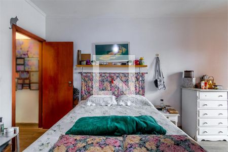 Casa à venda com 4 quartos, 200m² em Vila Gustavo, São Paulo