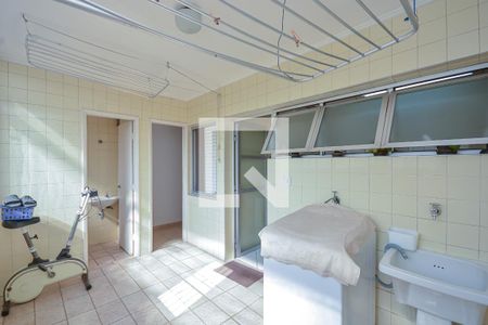 Apartamento à venda com 100m², 2 quartos e 2 vagasÁrea de Serviço