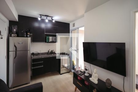 Sala e Cozinha de apartamento à venda com 2 quartos, 35m² em Vila Moraes, São Paulo