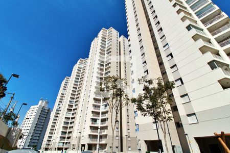 Apartamento à venda com 51m², 2 quartos e 1 vaga Apartamento à venda com 51m², 2 quartos e 1 vagaFachada