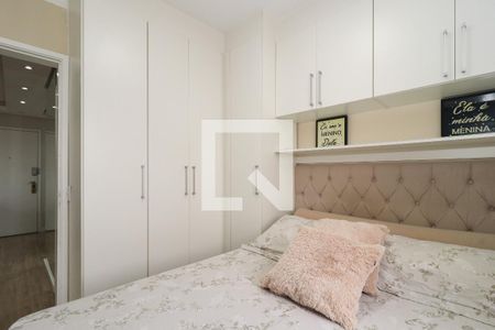 Quarto 1 de apartamento para alugar com 2 quartos, 51m² em Jardim Monte Alegre, Taboão da Serra