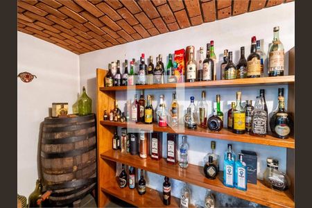 Casa à venda com 4 quartos, 531m² em Vila Madalena, São Paulo