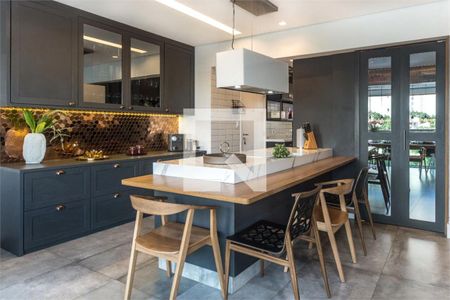 Apartamento à venda com 3 quartos, 102m² em Vila Mariana, São Paulo