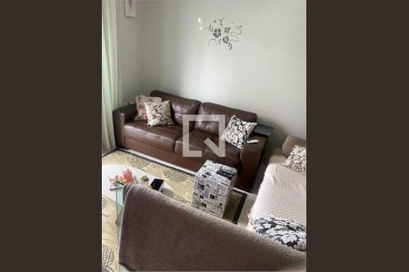 Casa à venda com 4 quartos, 180m² em Vila Carrão, São Paulo