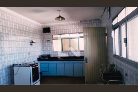 Casa à venda com 3 quartos, 272m² em Jardim Japao, São Paulo