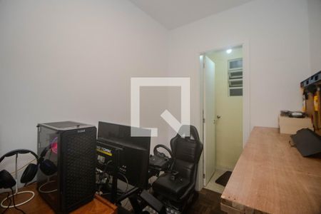 Apartamento à venda com 120m², 2 quartos e 1 vaga Apartamento à venda com 120m², 2 quartos e 1 vagaQuarto de Serviço
