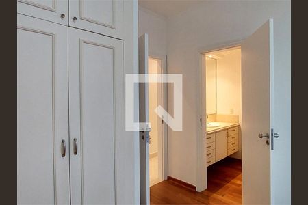 Apartamento à venda com 4 quartos, 200m² em Centro, Campinas