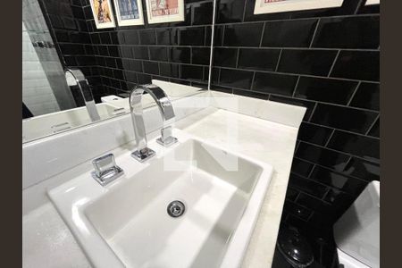 Apartamento para alugar com 92m², 2 quartos e 2 vagas Apartamento para alugar com 92m², 2 quartos e 2 vagasBanheiro Corredor