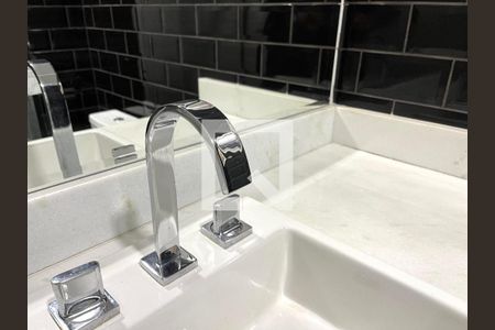 Apartamento para alugar com 92m², 2 quartos e 2 vagas Apartamento para alugar com 92m², 2 quartos e 2 vagasBanheiro Corredor