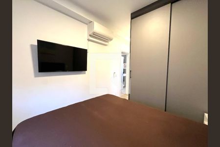 Suite de apartamento para alugar com 2 quartos, 92m² em Vila Parque Jabaquara, São Paulo