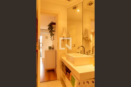 Apartamento à venda com 110m², 2 quartos e 2 vagasBanheiro Corredor