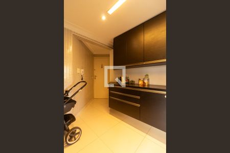 Apartamento à venda com 110m², 2 quartos e 2 vagasCozinha