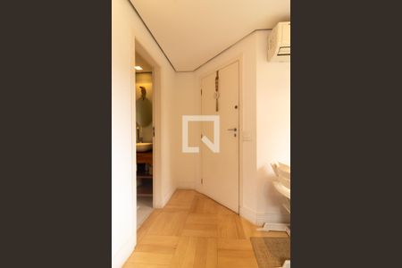 Sala de apartamento à venda com 2 quartos, 110m² em Vila Andrade, São Paulo