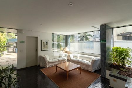 Apartamento à venda com 110m², 2 quartos e 2 vagasHall de entrada