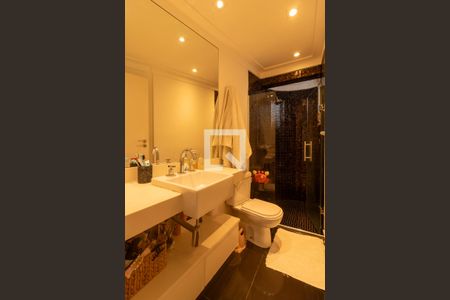 Apartamento à venda com 110m², 2 quartos e 2 vagasBanheiro da Suíte