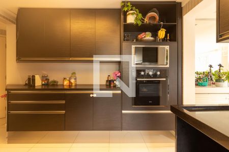 Apartamento à venda com 110m², 2 quartos e 2 vagasCozinha