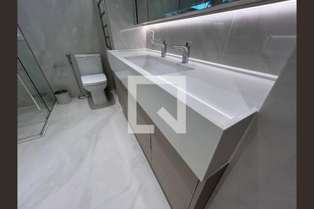 Apartamento à venda com 185m², 3 quartos e 3 vagasBanheiro da Suíte 3