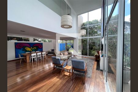 Casa à venda com 3 quartos, 360m² em Chácara Santo Antônio (Zona Sul), São Paulo