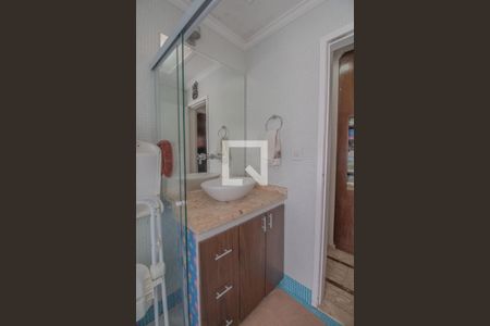 Casa de condomínio à venda com 141m², 3 quartos e 2 vagasBanheiro