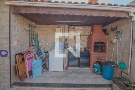 Casa de condomínio à venda com 141m², 3 quartos e 2 vagasChurrasqueira