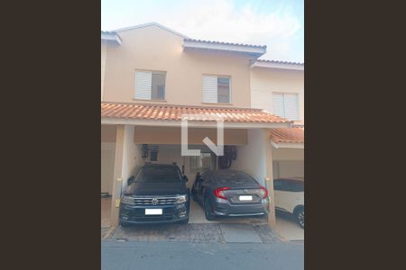 Casa de condomínio à venda com 141m², 3 quartos e 2 vagasFachada