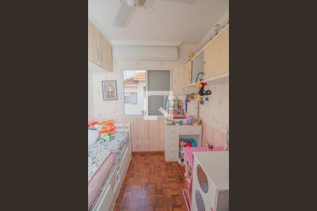 Casa de condomínio à venda com 141m², 3 quartos e 2 vagasQuarto 2