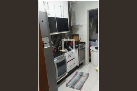 Apartamento à venda com 60m², 2 quartos e 1 vagaCozinha