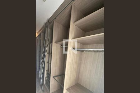 Casa à venda com 5 quartos, 449m² em Vila Granada, São Paulo