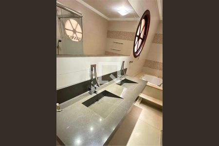 Casa à venda com 5 quartos, 449m² em Vila Granada, São Paulo